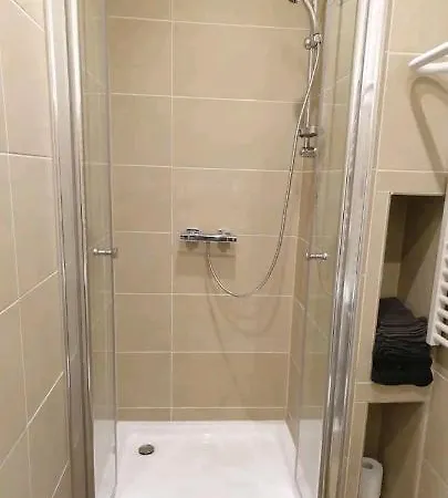 Apartment Schoenes Und Offenes Juchen