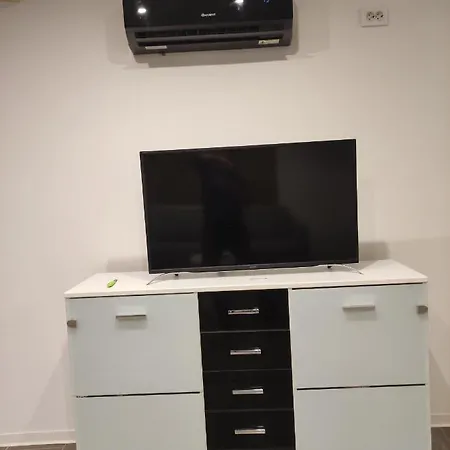 Schoenes Und Offenes